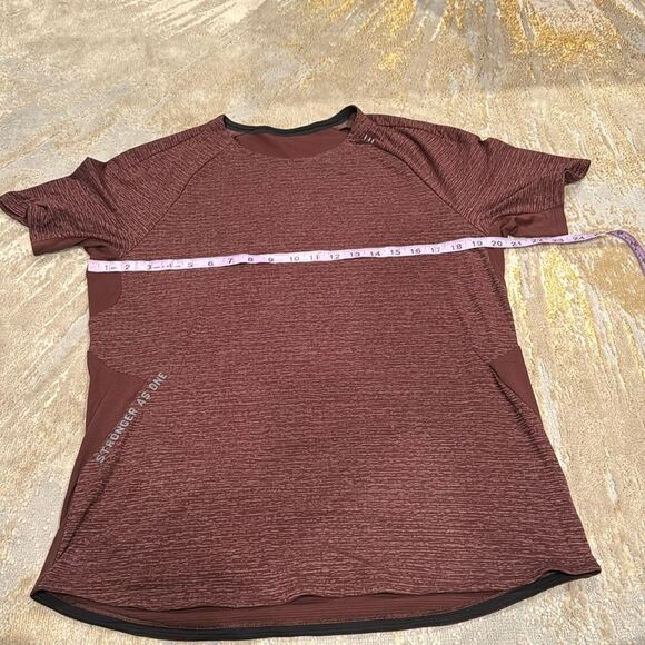 Men’s Lululemon Army colab running tee size L Burgundy rare mesh back and pits - Picture 1 of 9